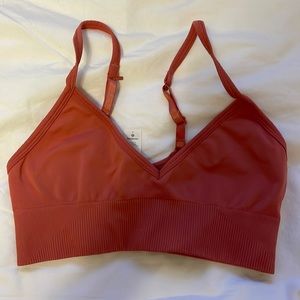 lululemon sports bra size 6